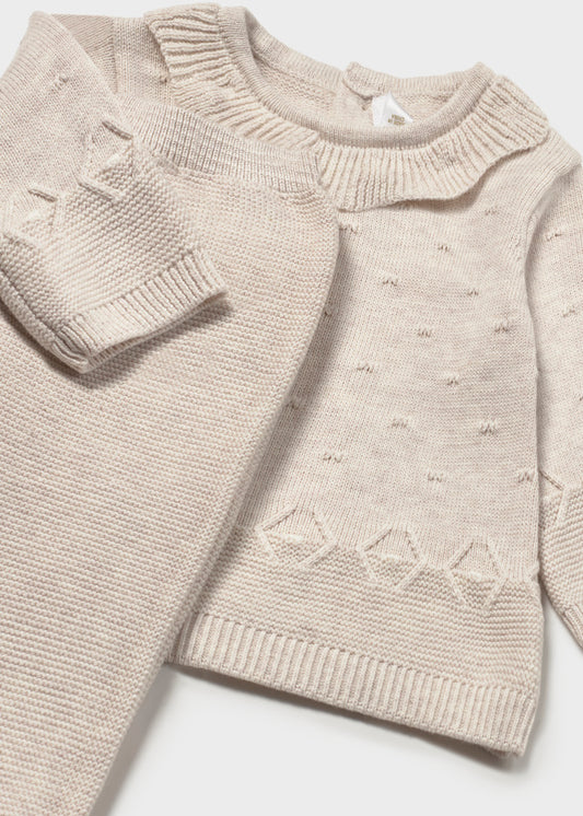 || Mayoral || Gebreide newborn set met mutsje