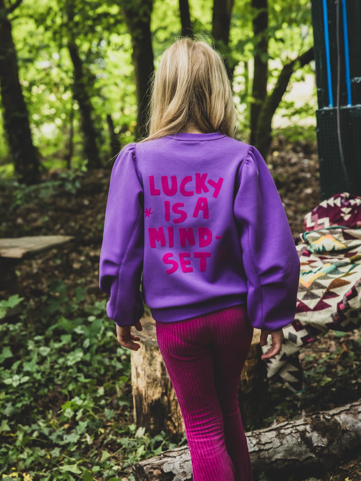 || LOOXS || Sweater ‘Lucky is a mindset’