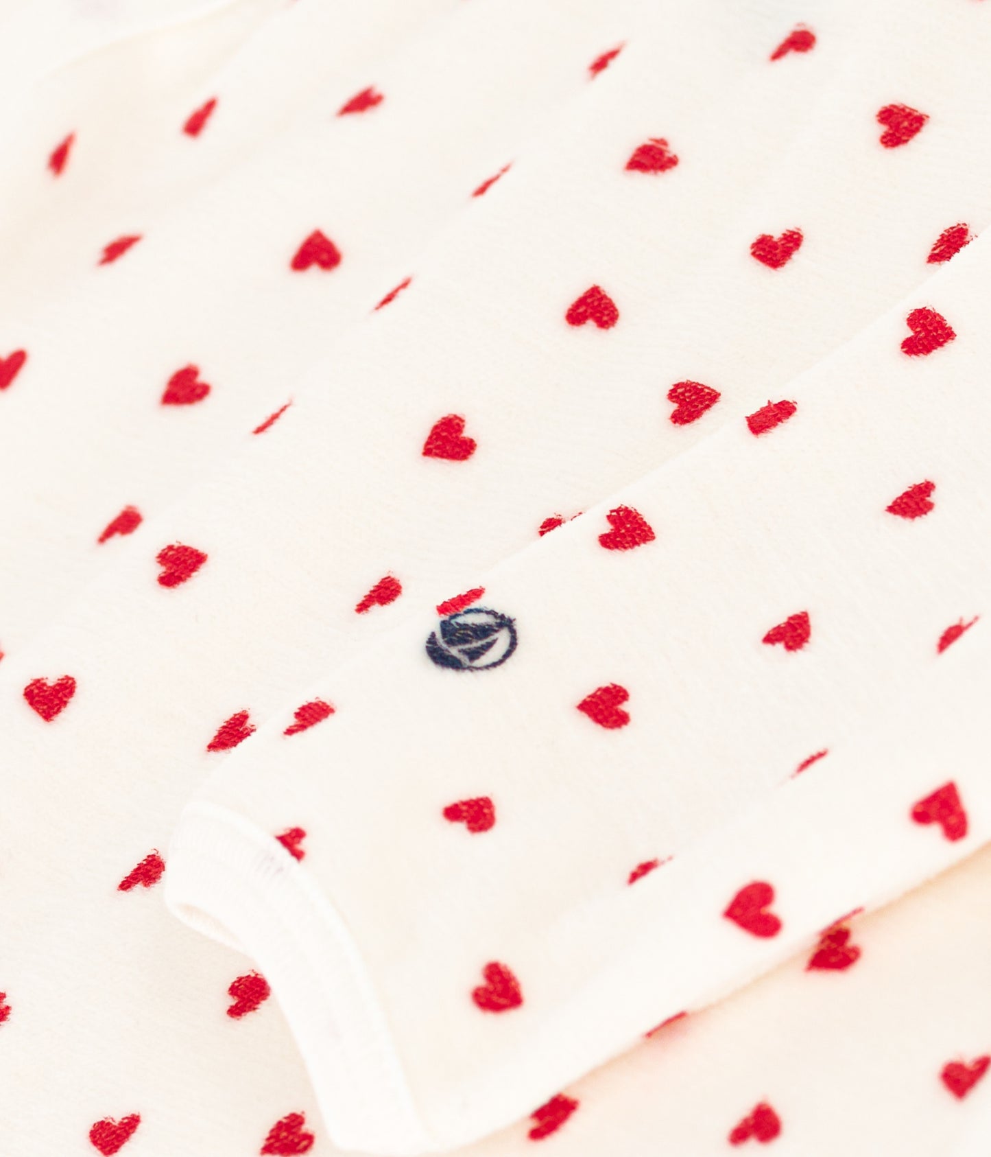|| Petit Bateau || Fluwelen boxpak met voetjes - Hartjes