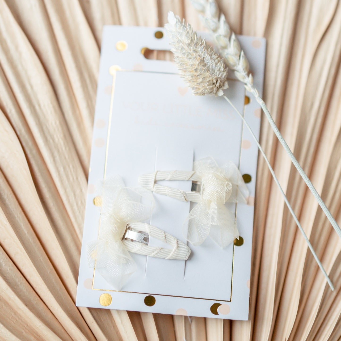 || Your Little Miss || Baby haarspeldjes met twist en linten strik - Cream Organza