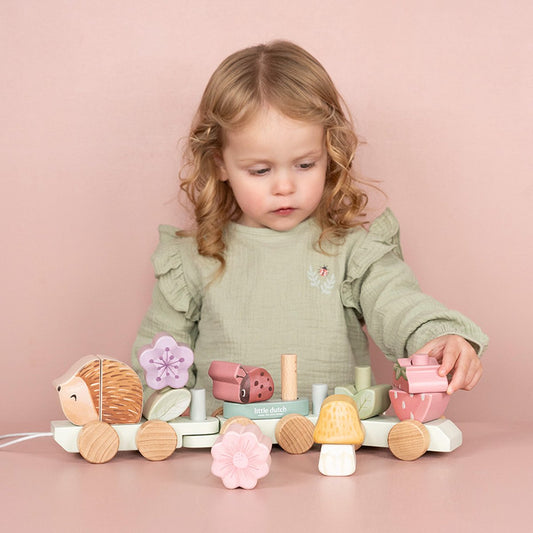 || Little Dutch || Houten blokkentrein met egel - Fairy Garden