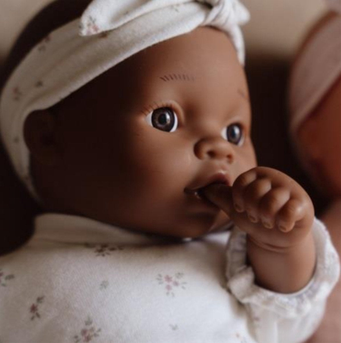 || Little Dutch || Pop - Noa