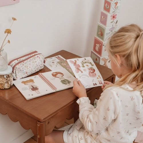 || Little Dutch || Aankleed- en stickerboek - Fairy Garden