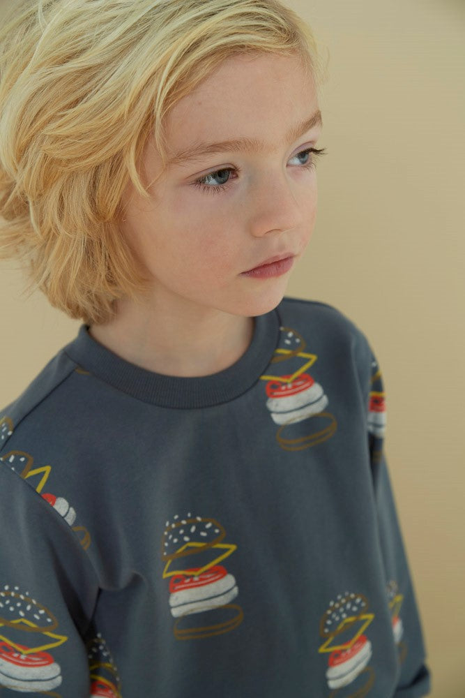 || Sturdy || Sweater met hamburger print - Couch Club