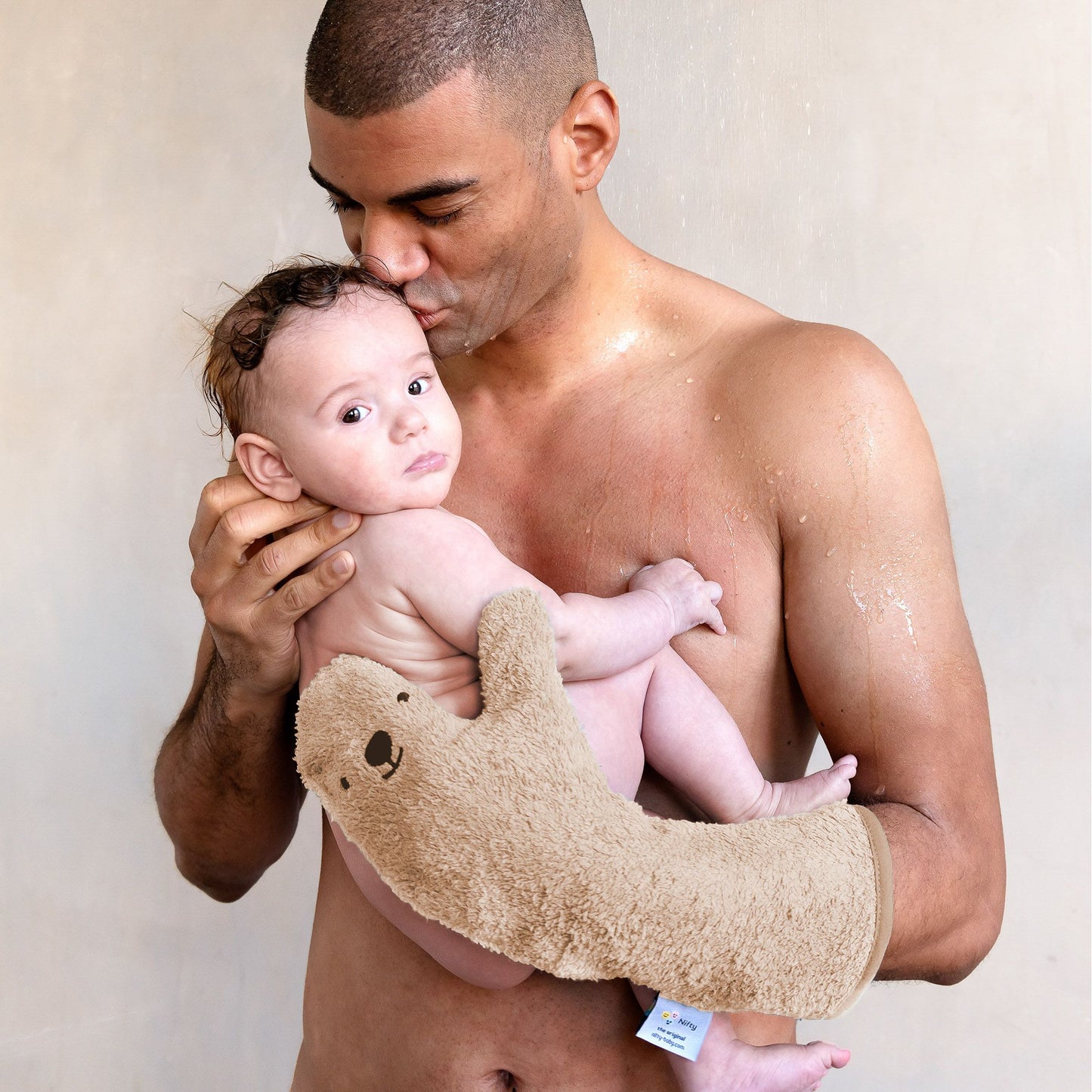 || Nifty || Baby Shower Glove - Sand Bear