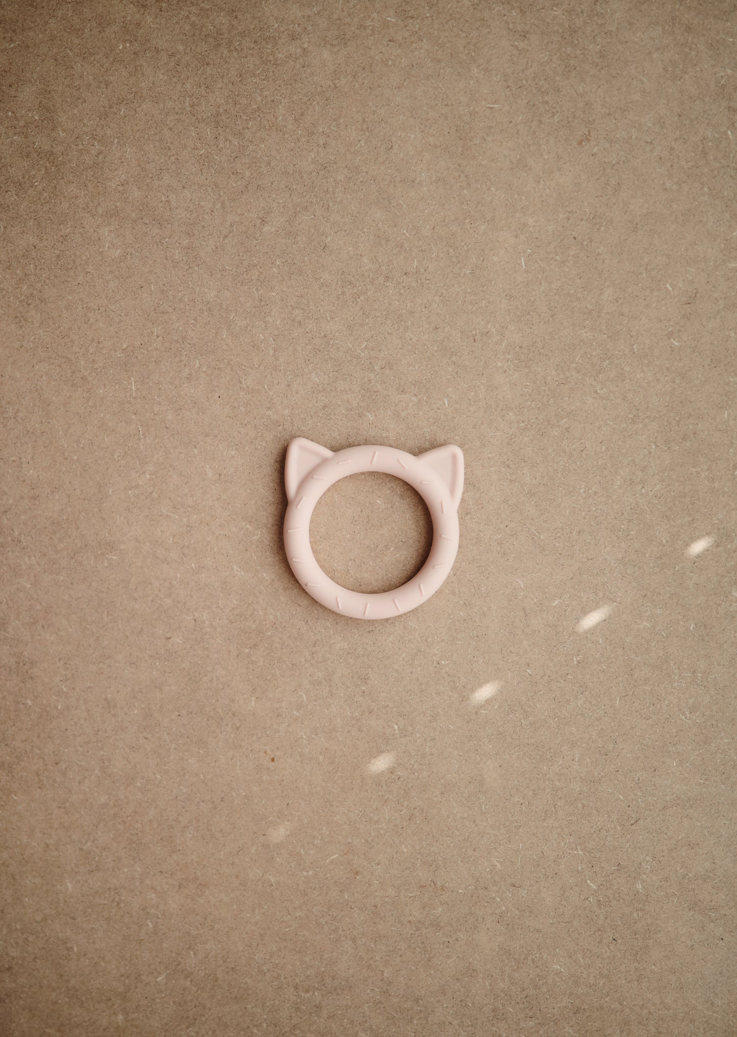 Mushie Bijtring - Cat Blush