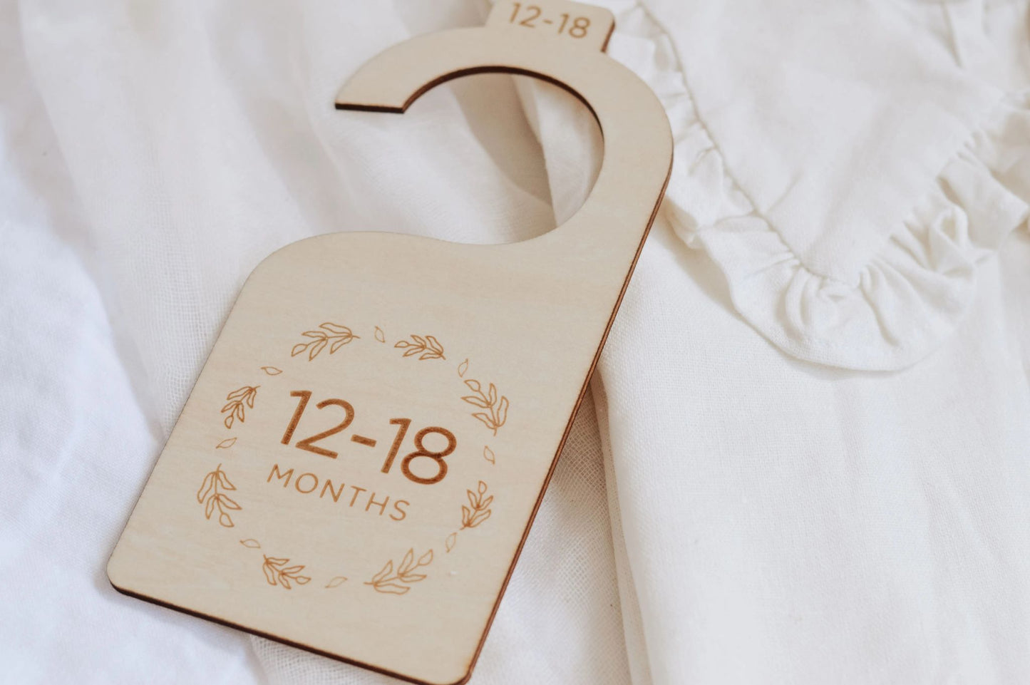 || Fephas || Kledingverdelers - romein