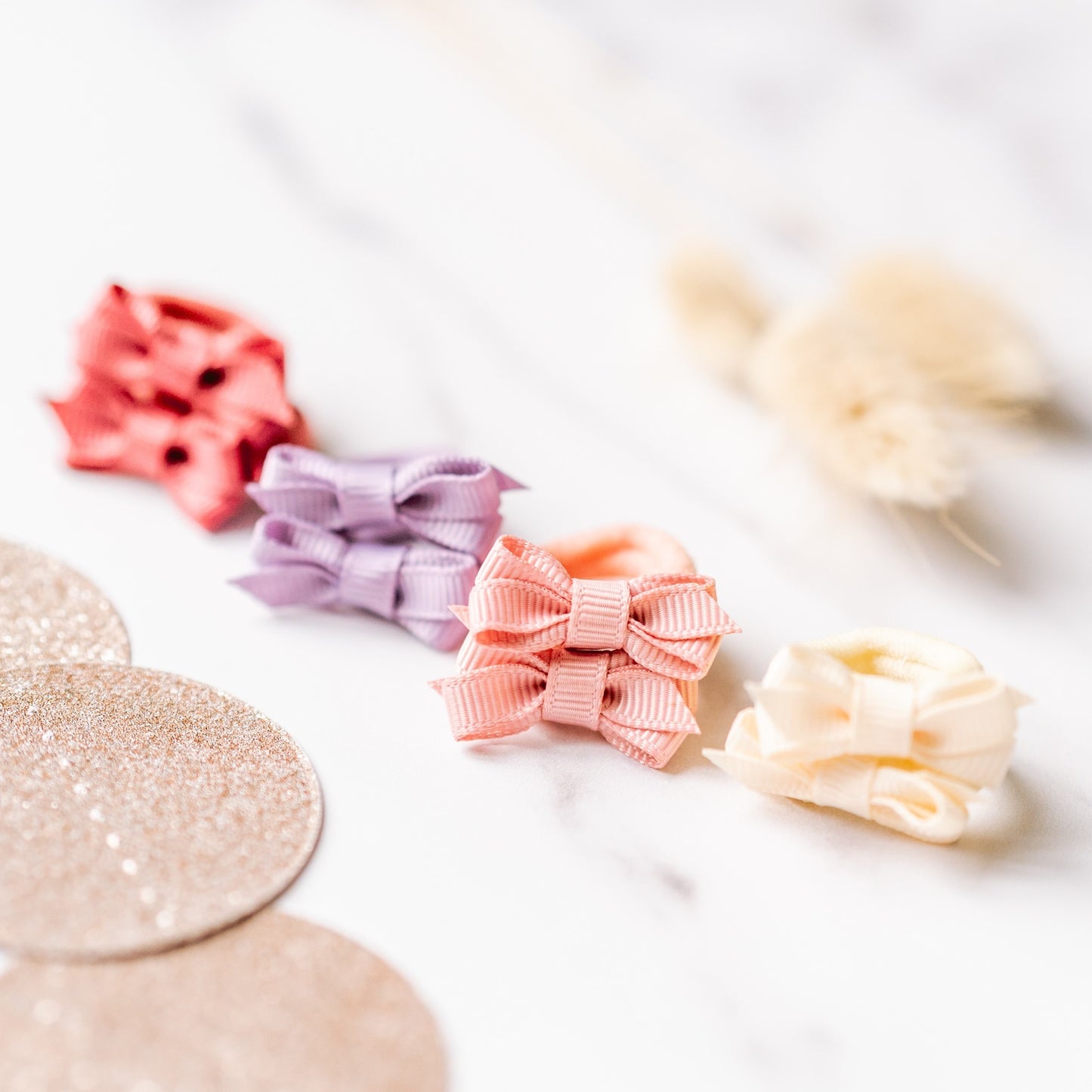 || Your Little Miss || Baby haarelastiek met strik - Fabulous Fresco