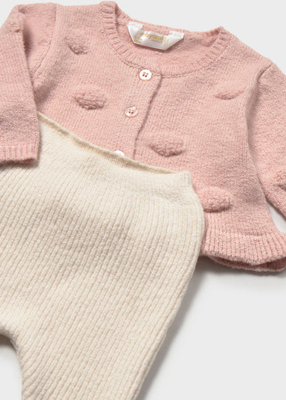 || Mayoral || Gebreide newborn set met mutsje