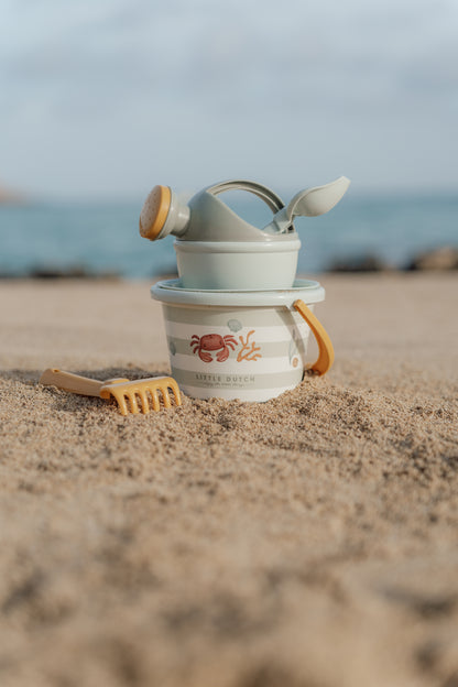 || Little Dutch || Strandset