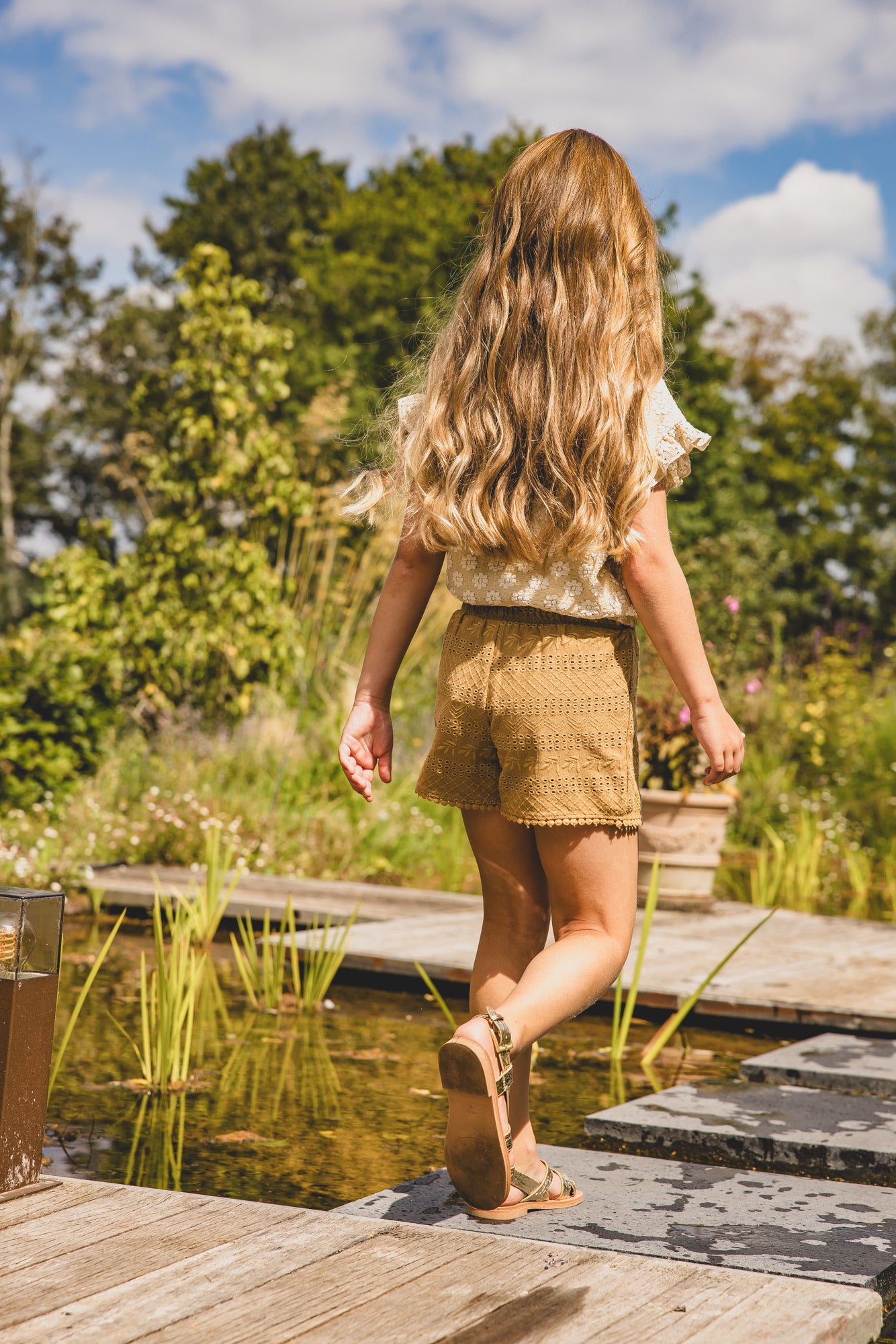 || LOOXS || Shorts broderie