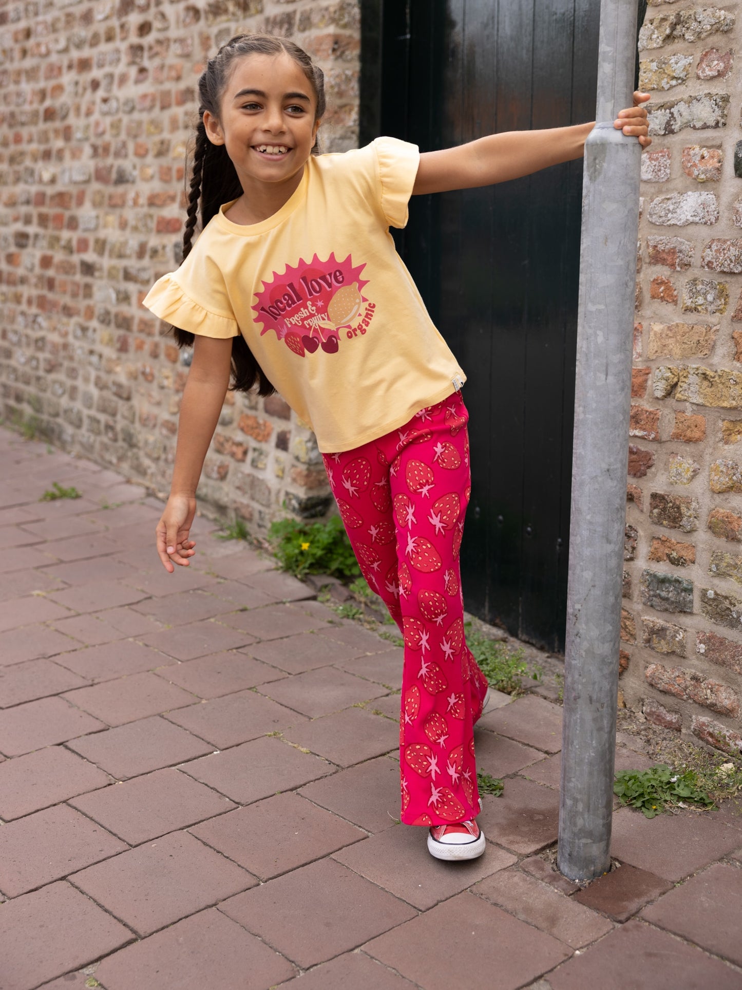 || LOOXS || Flared legging met aardbeien