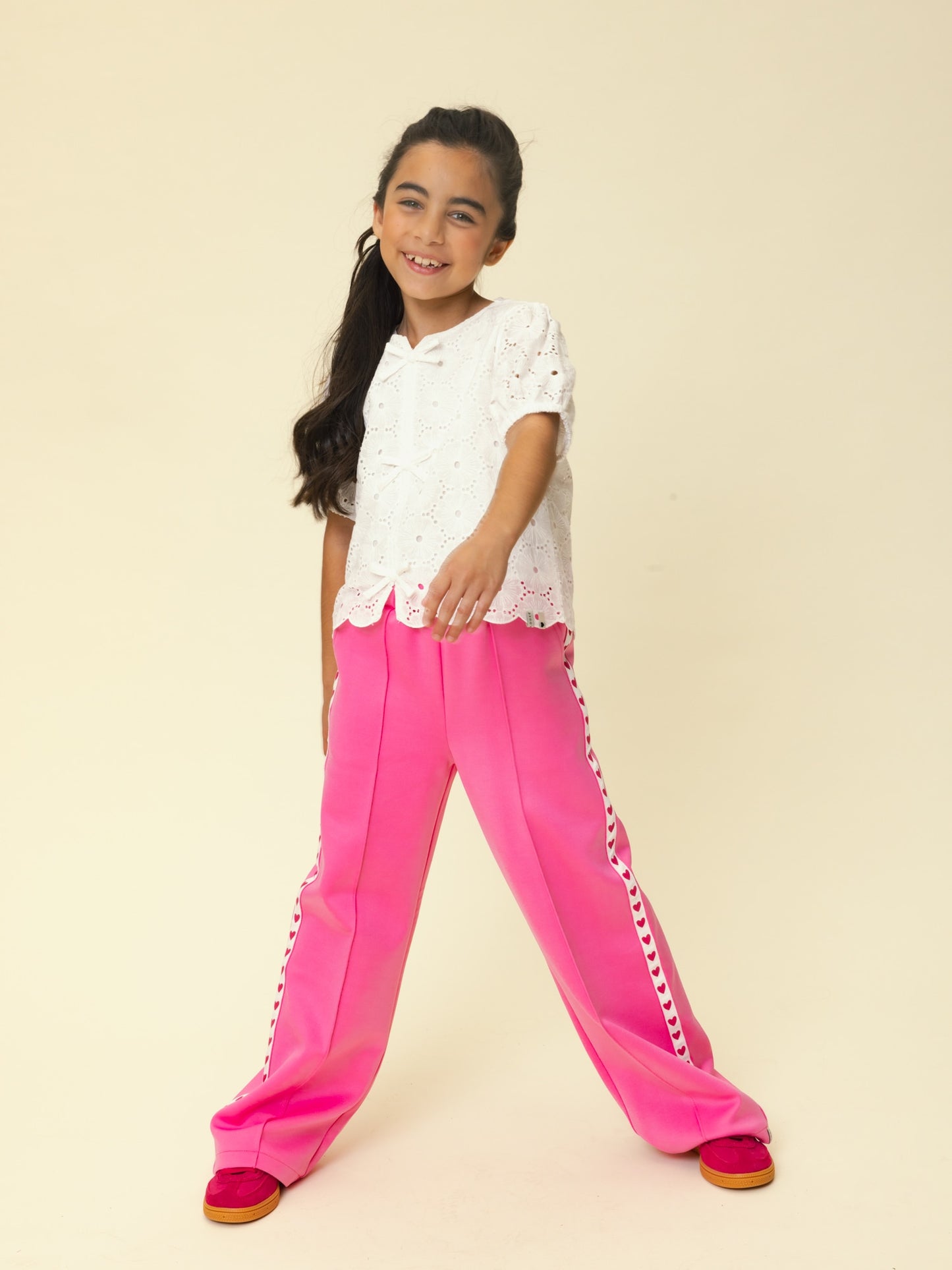 || LOOXS || Broderie blouse met strikjes