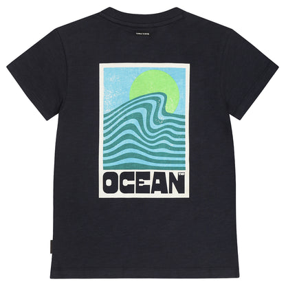 || Tumble ‘N Dry || T-shirt met backprint - Ocean Bay