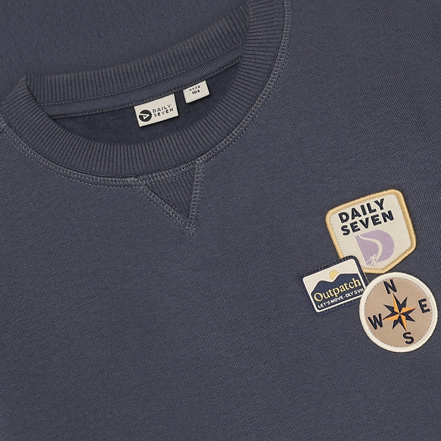 || Daily7 || Oversized sweater met badges