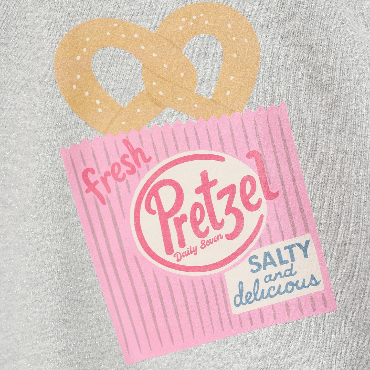 || Daily7 || Sweater met pretzel