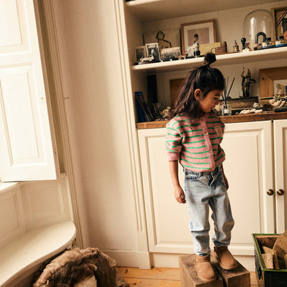 || Daily7 || Jeans met geborduurde harten - Mom Fit