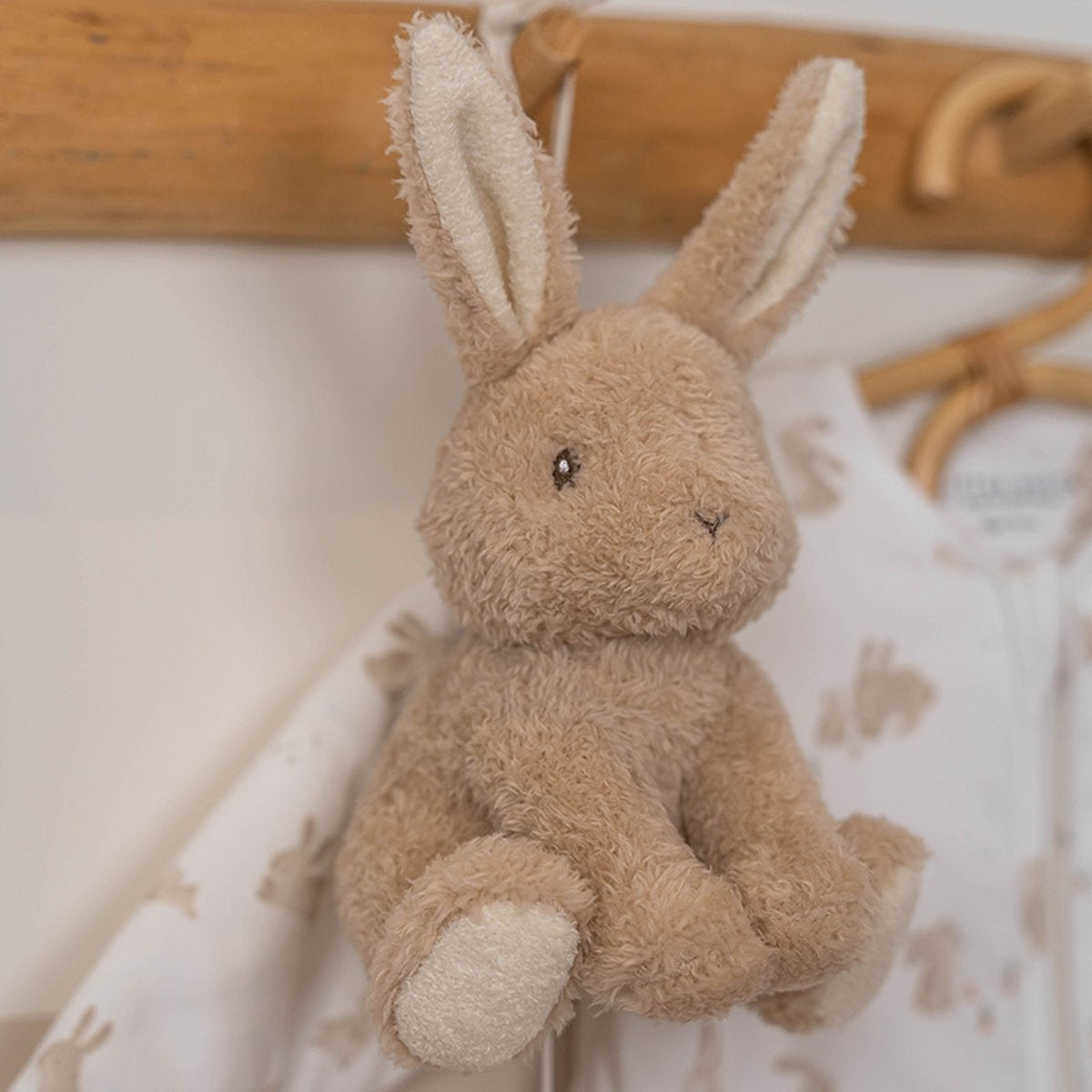 || Little Dutch || Muziekknuffel konijn