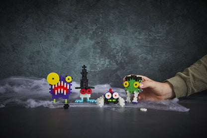 || Plus Plus || Creepy Critters - Nom