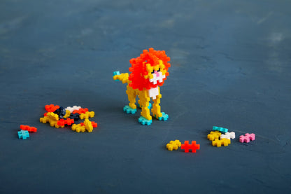 || Plus Plus || Tube 100 - Leeuw