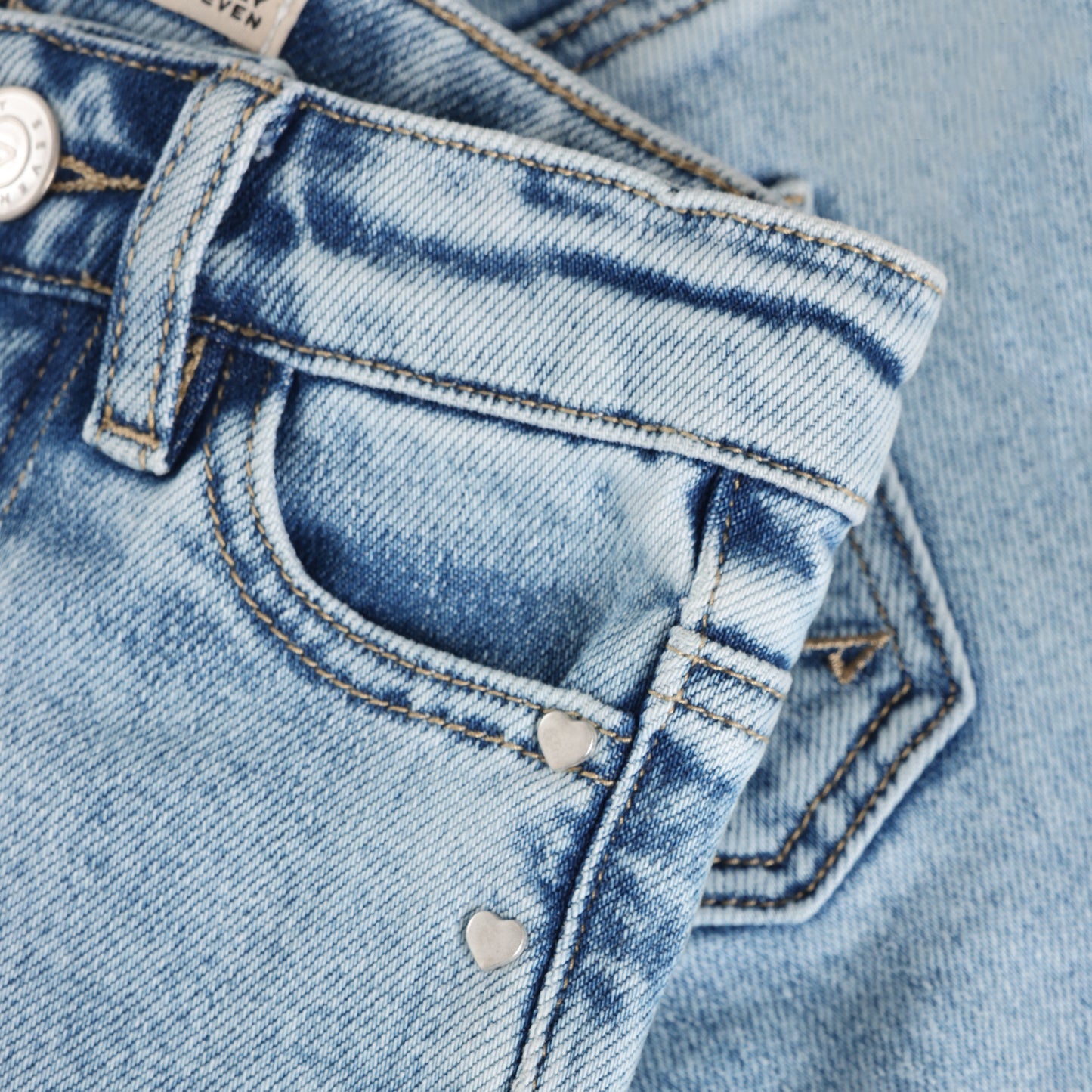 || Daily7 || Jeans met studs - Wide fit