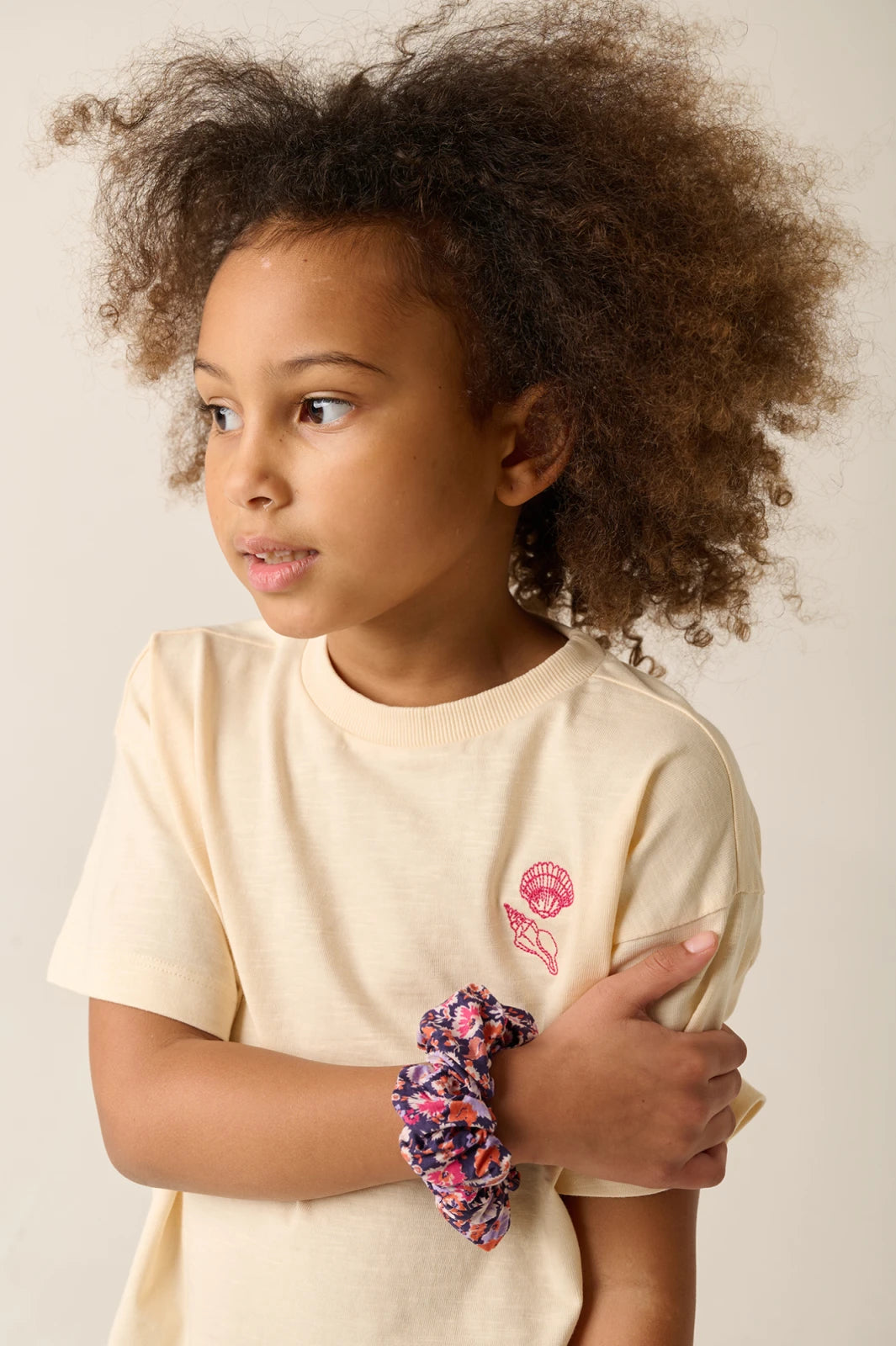 || Tumble ‘N Dry || T-shirt met schelpen offwhite - Nautalis