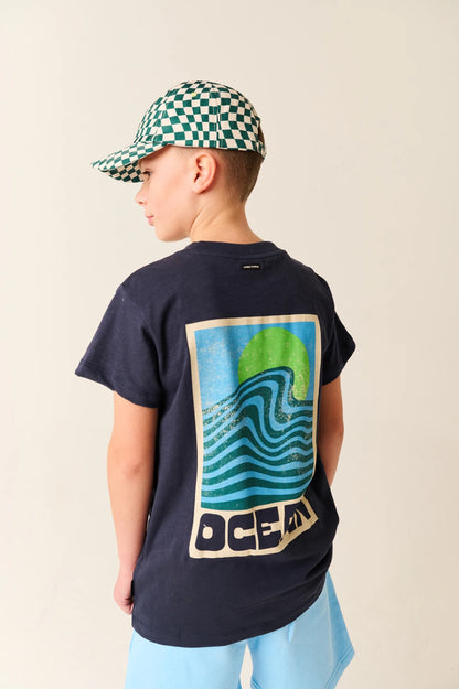 || Tumble ‘N Dry || T-shirt met backprint - Ocean Bay