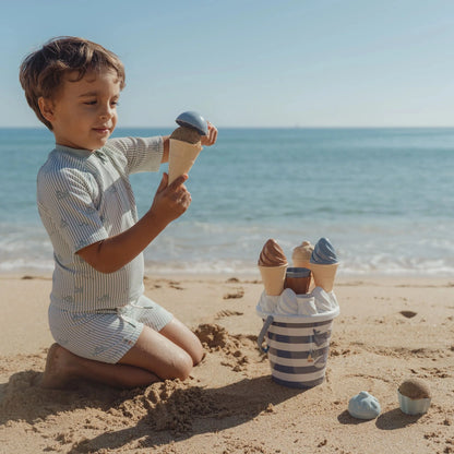 || Little Dutch || Strandweg ijsjes - Ocean World