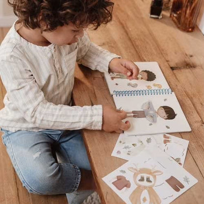 || Little Dutch || Aankleed- en stickerboek - Forest Friends