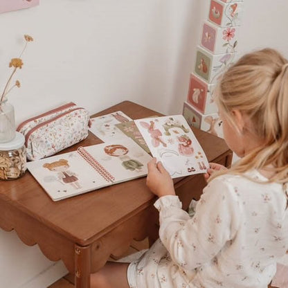 || Little Dutch || Aankleed- en stickerboek - Fairy Garden