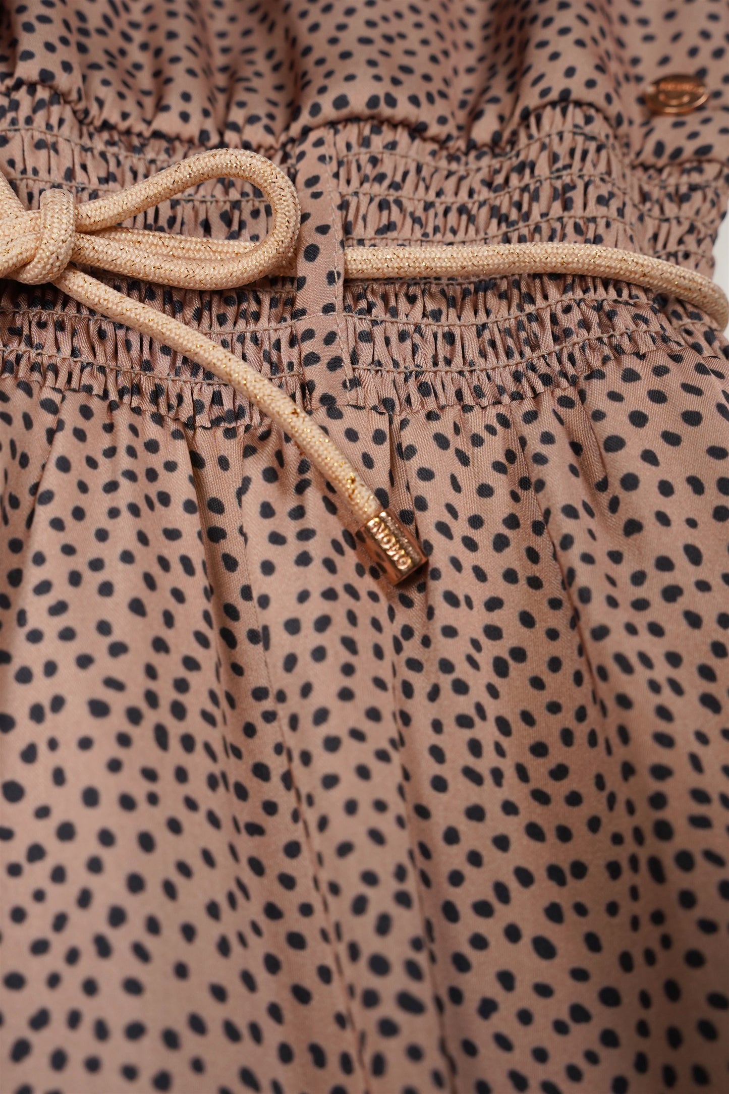 || NONO || Glanzende jurk met stippen