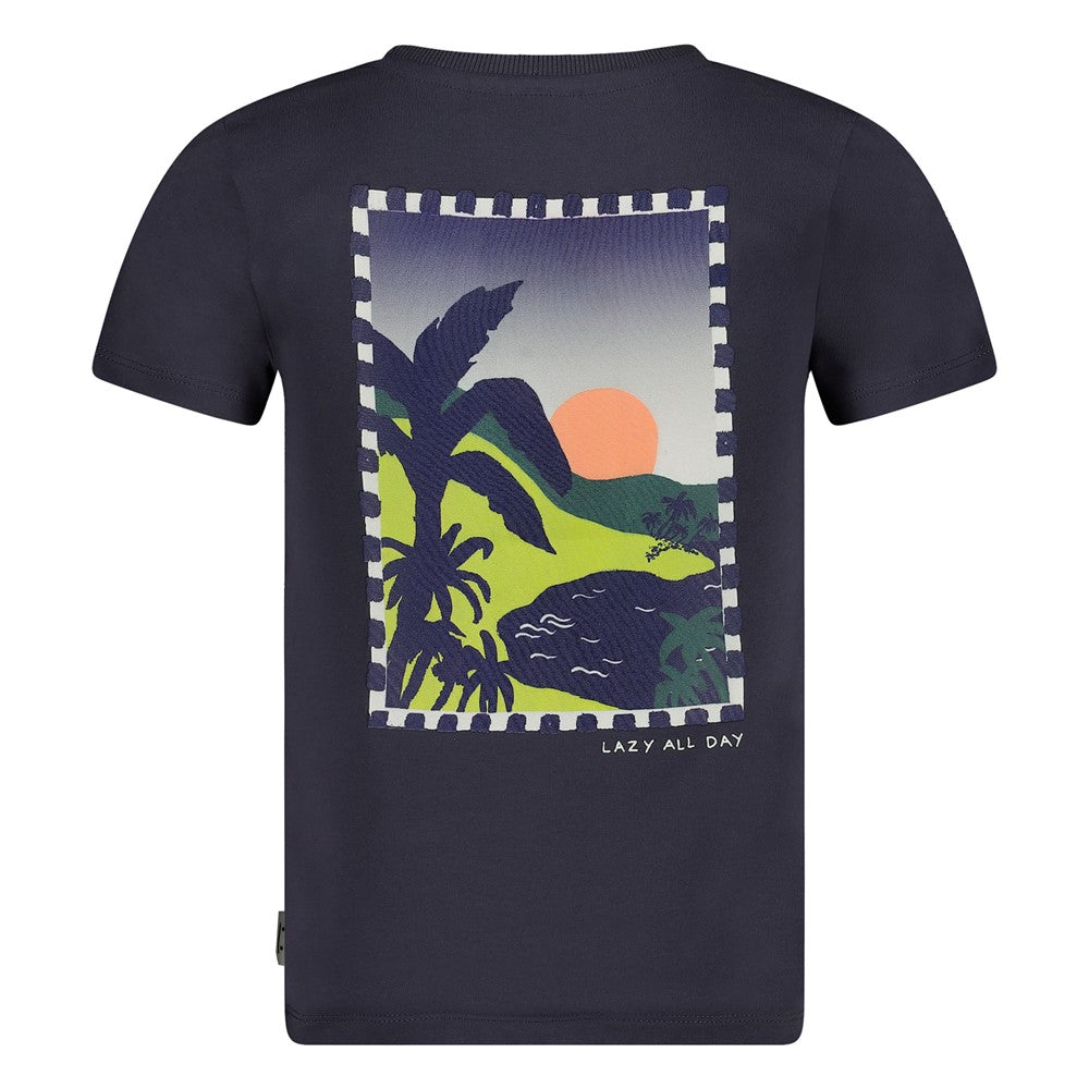 || Sturdy || T-shirt met backprint - Lagoon Legends