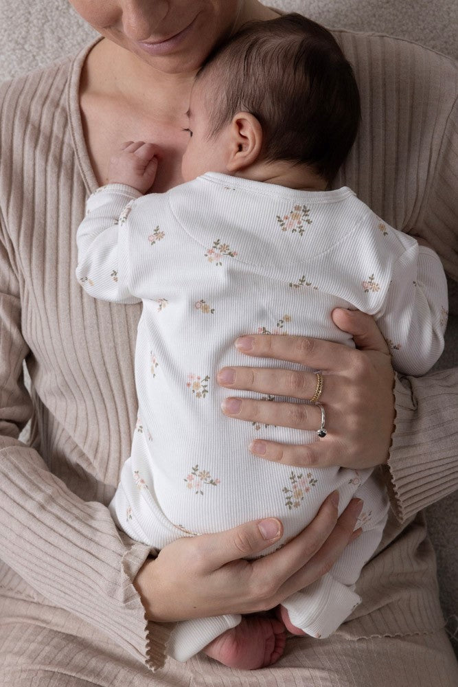 || Feetje || Basis boxpak met bloemen - Wit