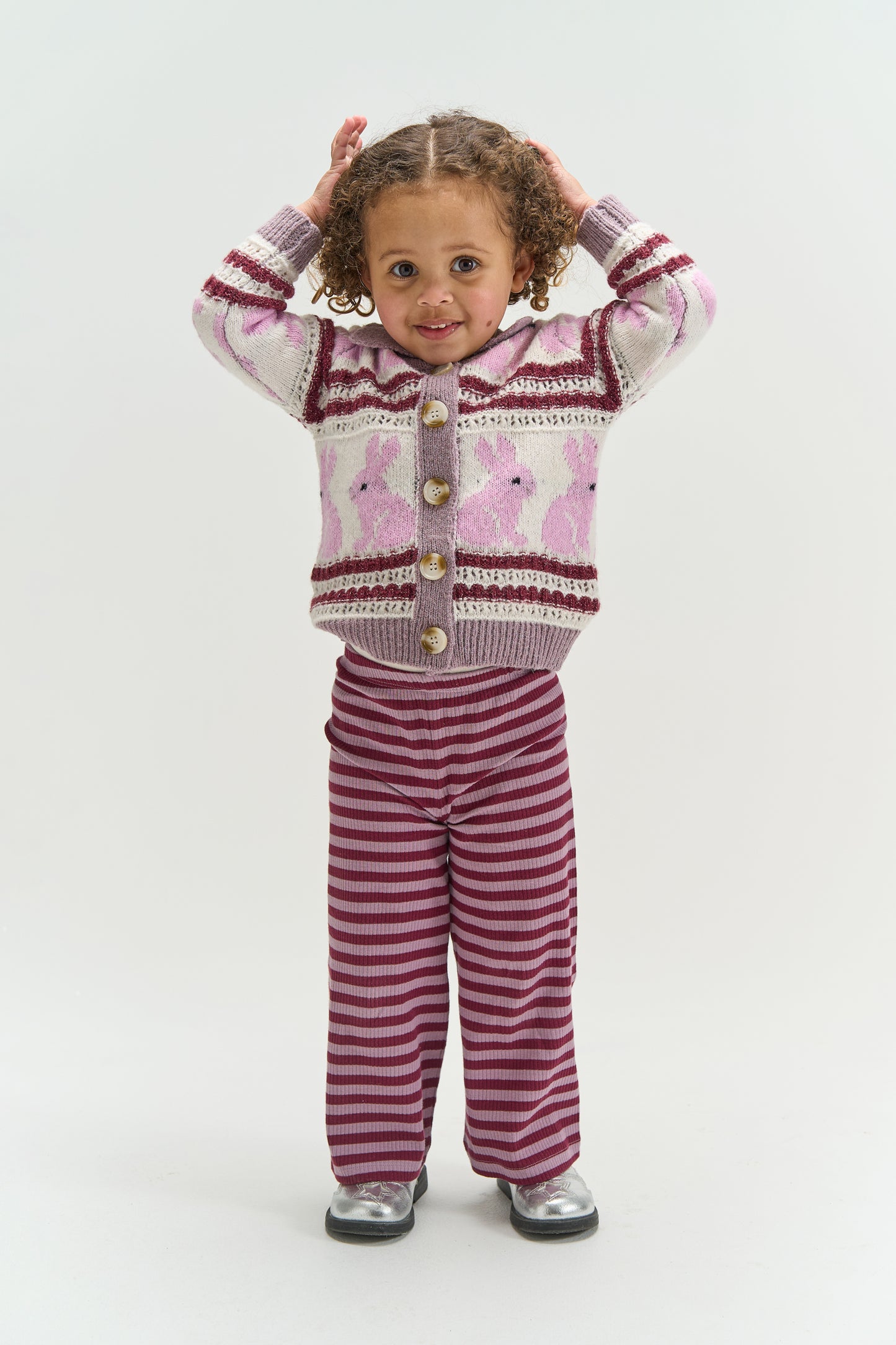 || The New || Gebreid vest met konijnen - Siblings